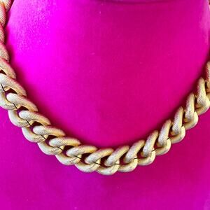 JOAN RIVERS VINTAGE CHUNKY GOLD TONE TEXTURED LINK CHAIN CHOKER NECKLACE EUC